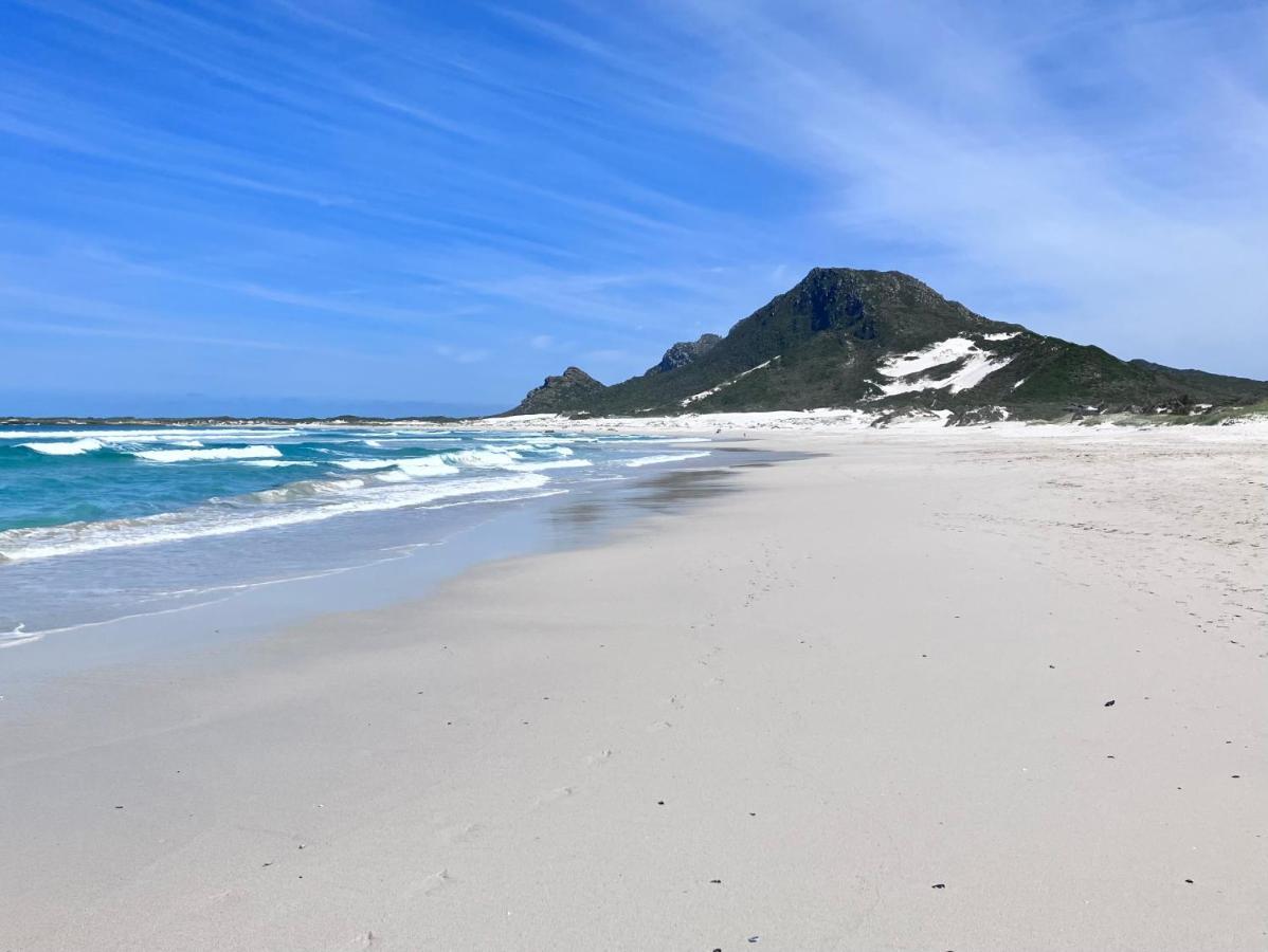 Silverdunes - Seaview Bettyʼs Bay Buitenkant foto